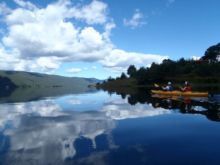 kayaking-rodopi-rafting-bg-1-1